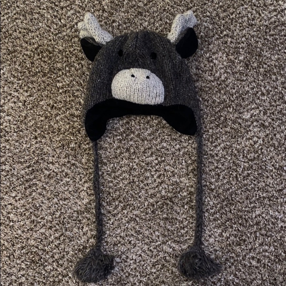 Moose wool beanie.